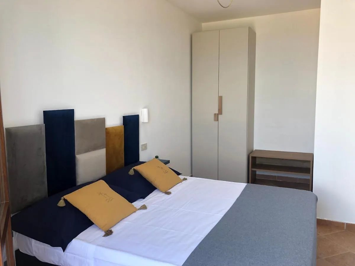 Casa Miraflores 切法卢 0*,